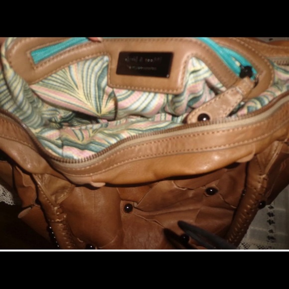 DAVID & SCOTTI LEATHER SCARF LARGE STUDDED SATCHEL BAG - BROWN - Picture 9 of 9